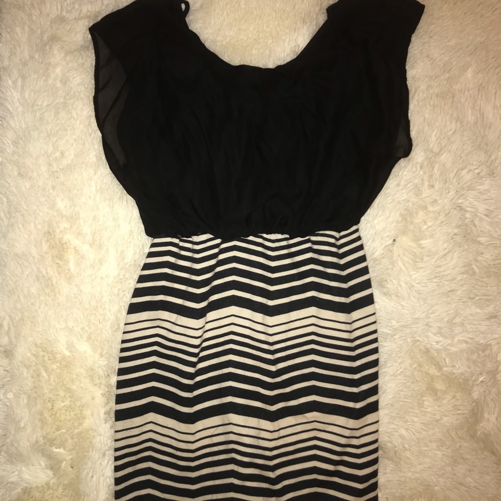 Black & tan chevron striped dress